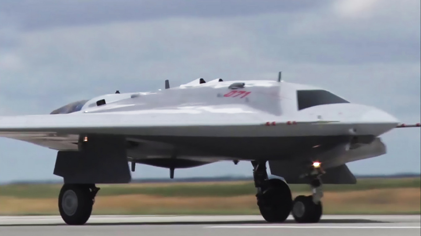 Russian Military Unveils Stealth Drone’s Maiden Flight