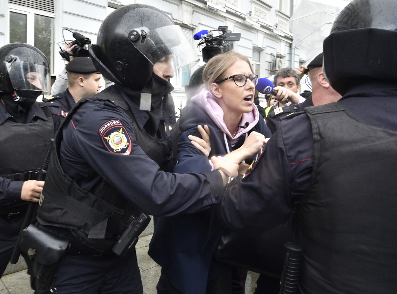 Russian Police Detain Prominent Opposition Activist Sobol Before Protest