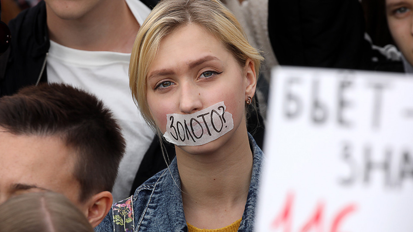 Domestic Violence Affects 1 in 3 Russians, Poll Says