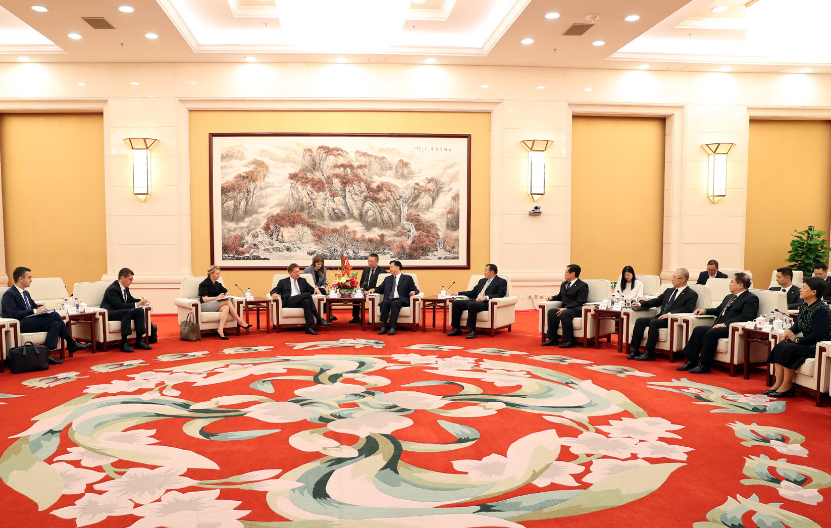 Gazprom delegation visits China