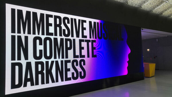 Opening Eyes to Sightless Life in Moscow