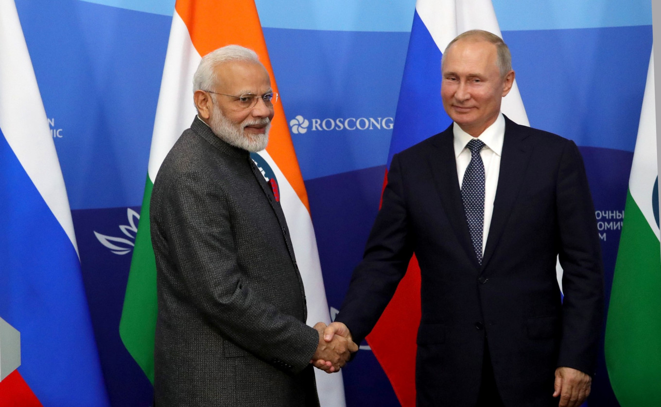 Russia, India Back Legitimate Trade Ties With Iran