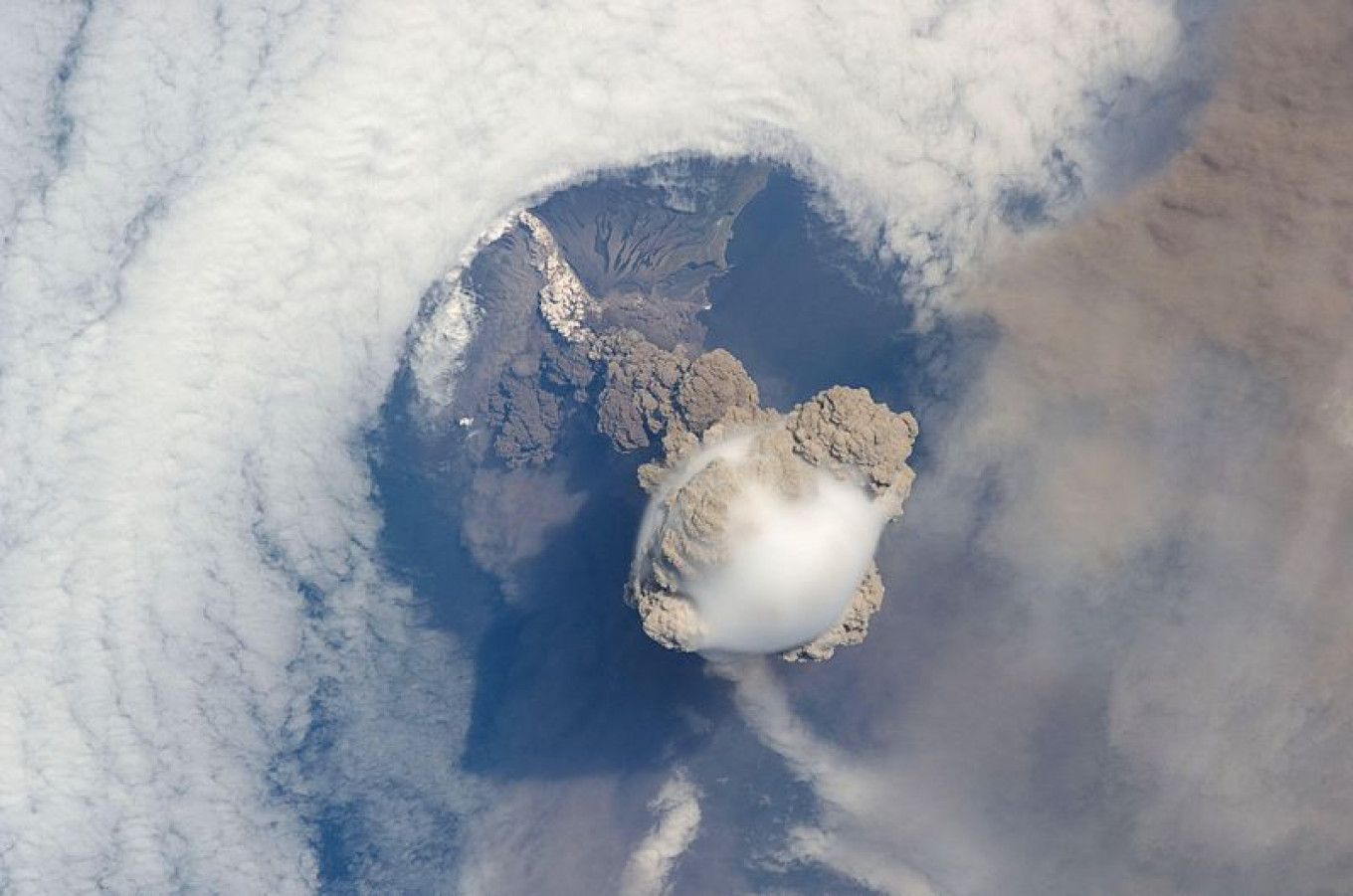 Russian Volcano’s Eruption Turns Skies Purple Across the Globe – Study