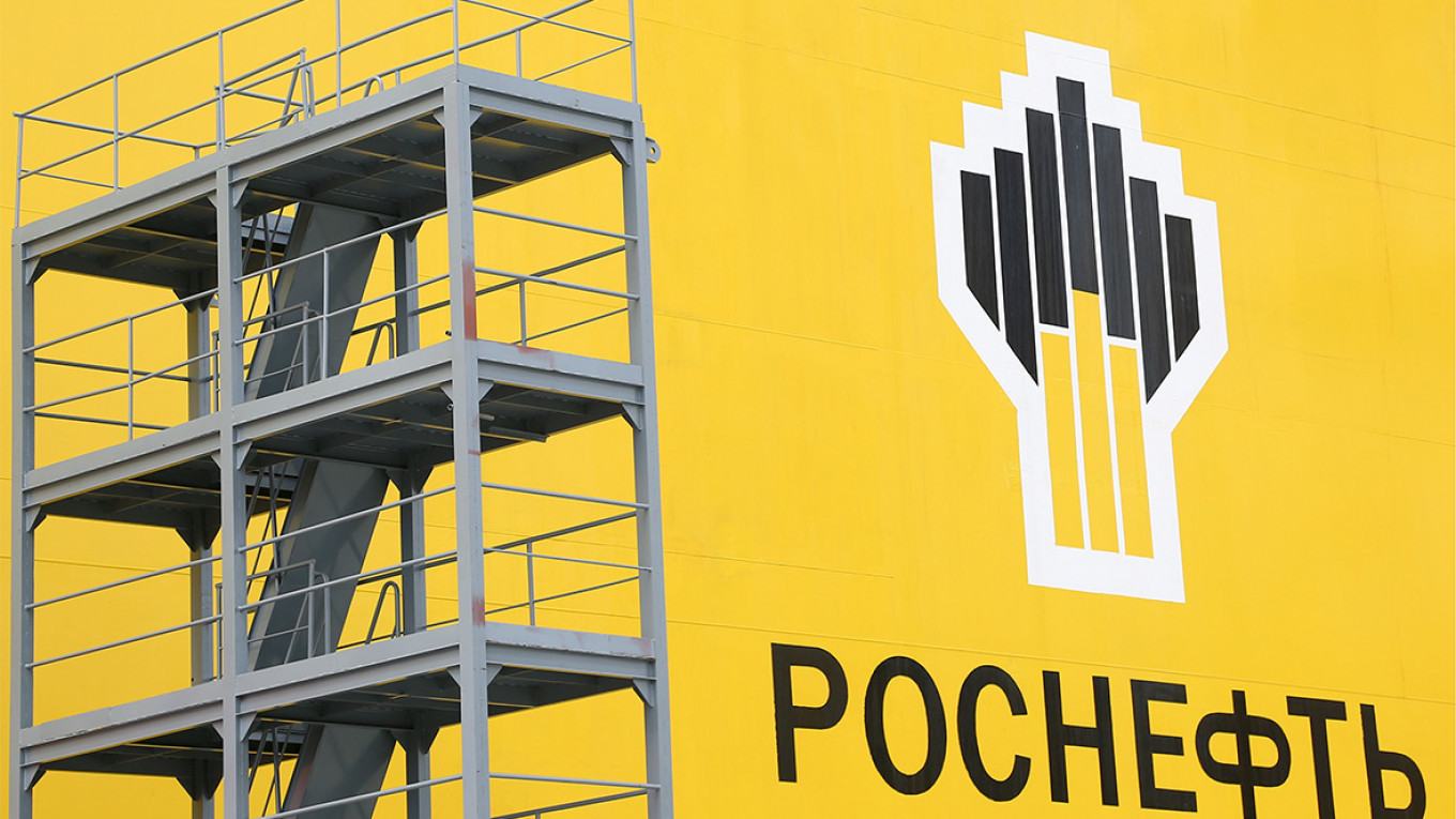 Russia’s Rosneft Rebuffs U.S. Sanctions Threat Over Venezuela Trading