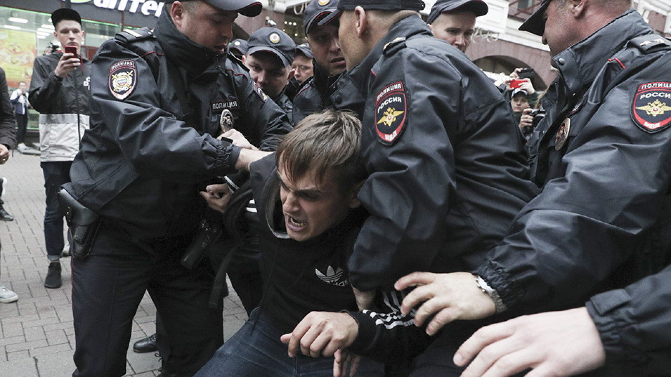 Almost 40% of Russians Call Moscow Protest Convictions ‘Politically Motivated’ – Poll