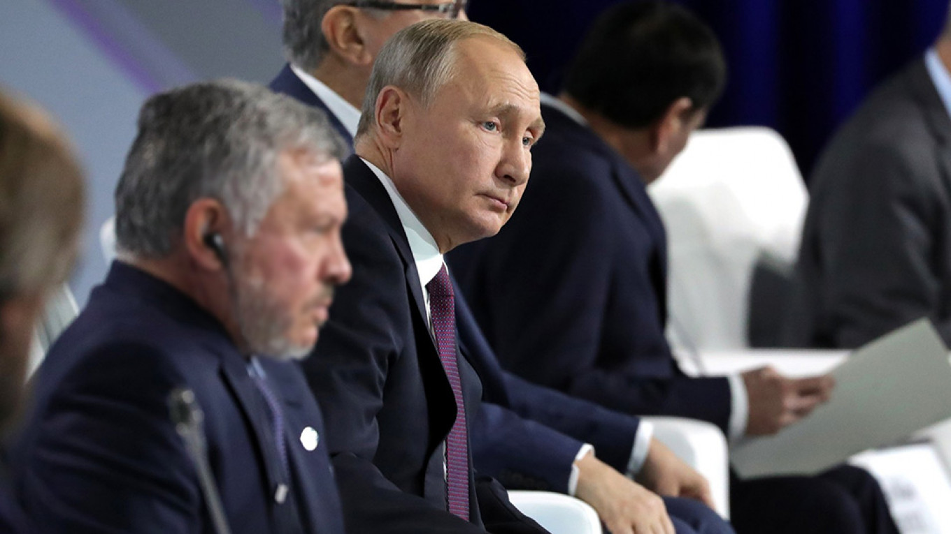 Putin Says It’s ‘Cynical’ to Blame Stalin for World War II