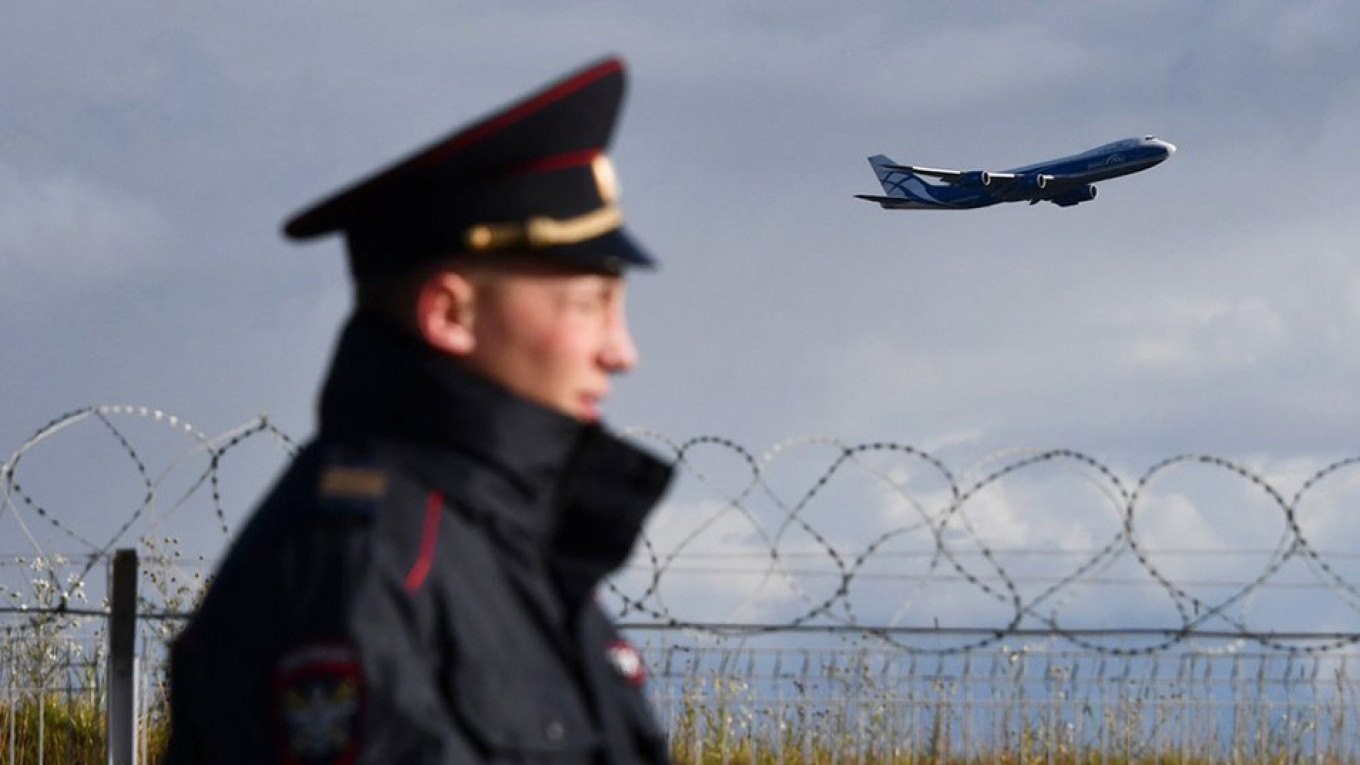Russian Airlines Demand That Kremlin Pay Losses for Georgia Flight Ban