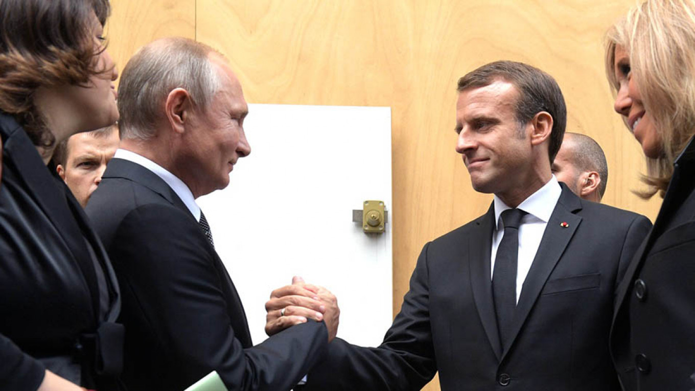France’s Macron Denies Accepting Putin’s Anti-Missile Proposal