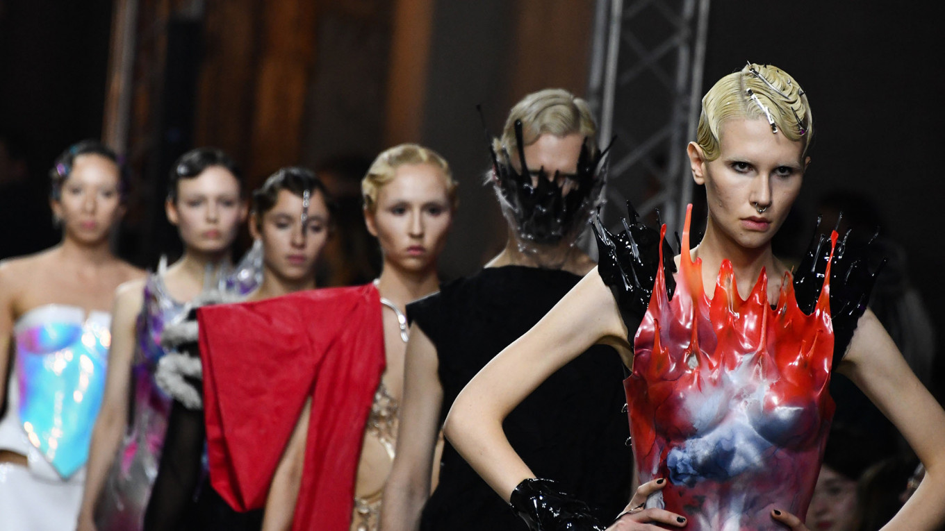 Moscow Rolls Out the Runway for Mercedes-Benz Fashion Week