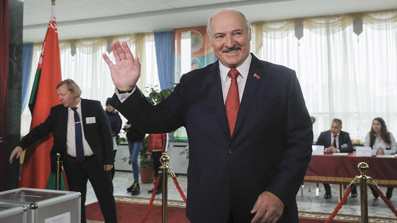 Opposition Wins no Seats in Belarus Election as Lukashenko Vows to Stay Put