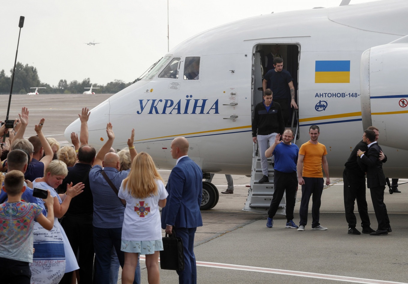 Russia, Ukraine Reach 2nd Prisoner Exchange Deal – RBC