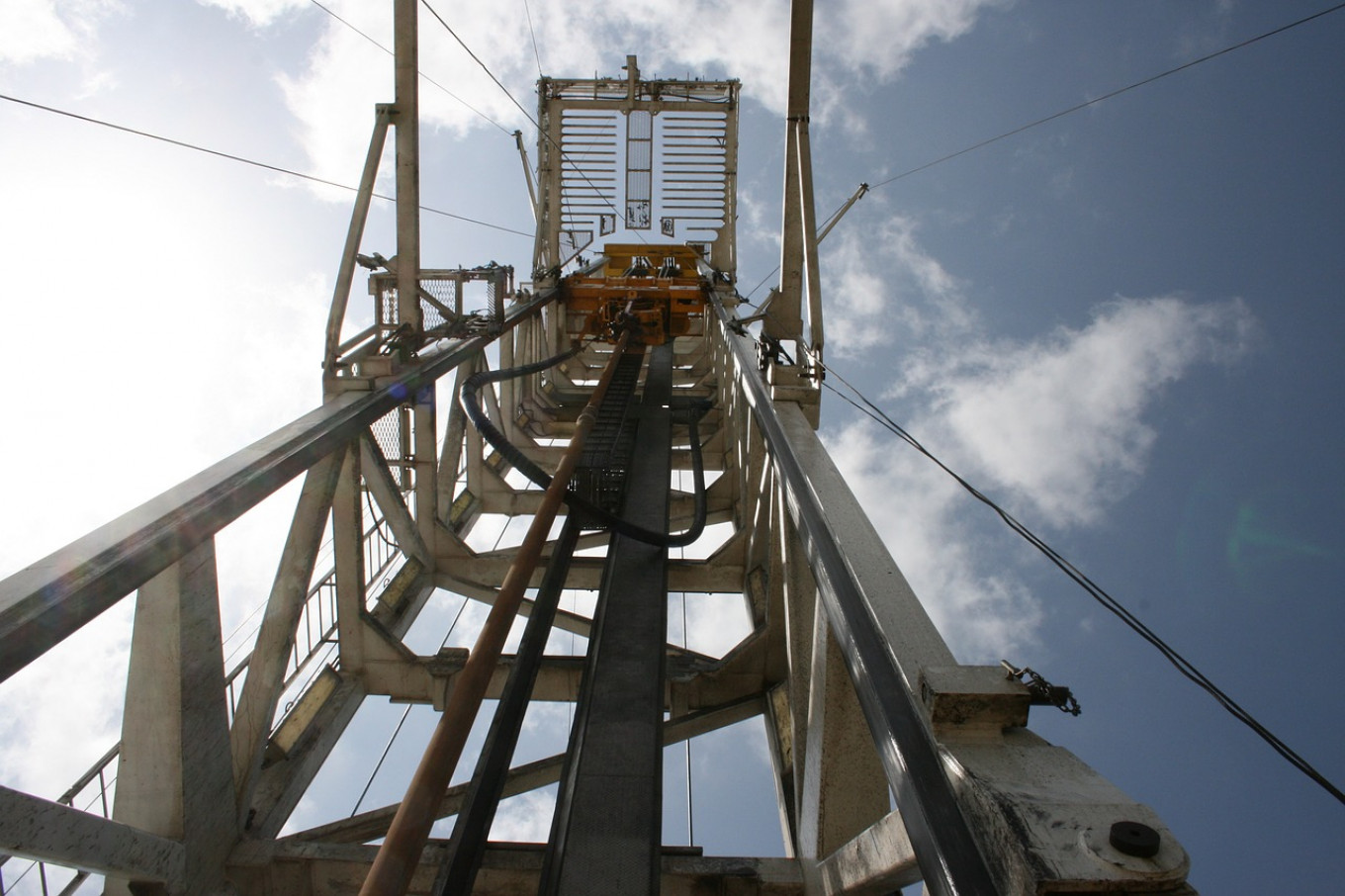 U.S. Shale to Overtake Russia’s Entire Oil and Gas Production