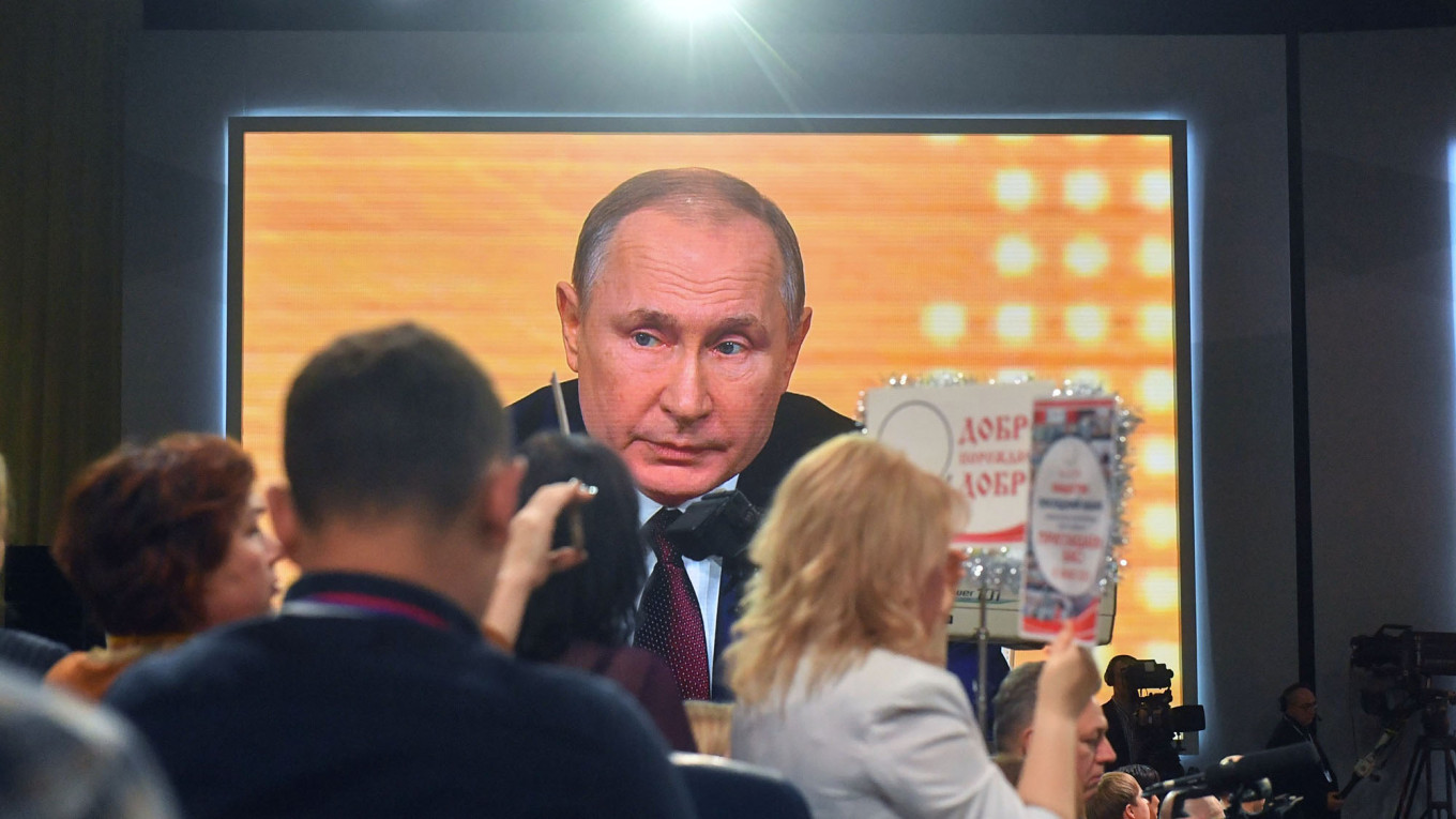 Putin’s End-of-Year Press Conference, in Photos