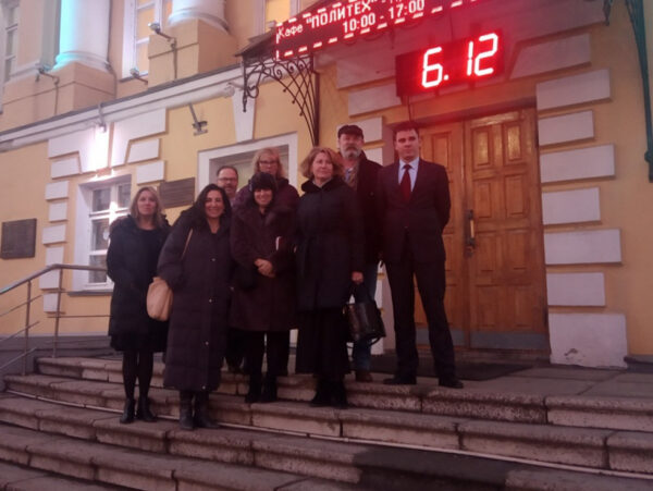 Russia Orders Deportation of U.S