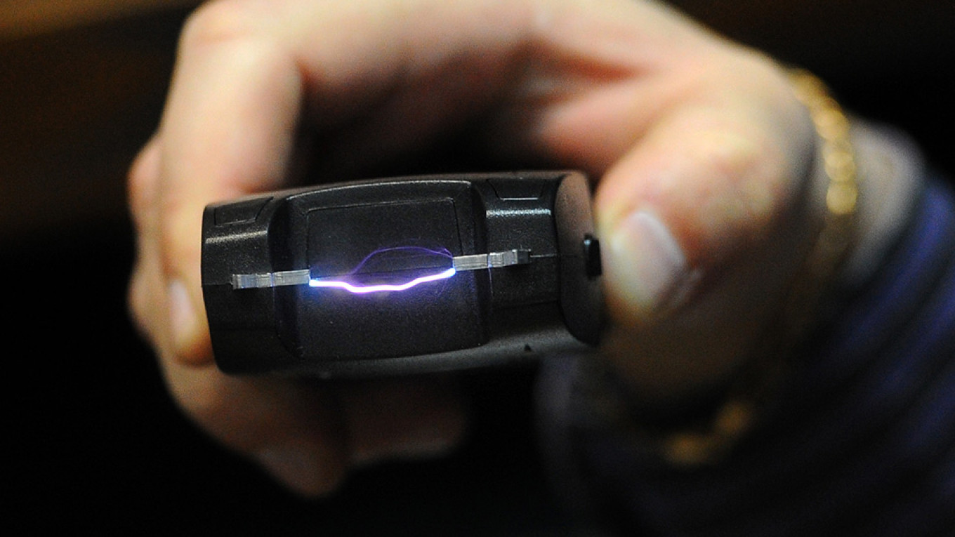 24-Year-Old Russian Dies After Police ‘Revive’ Him With Taser
