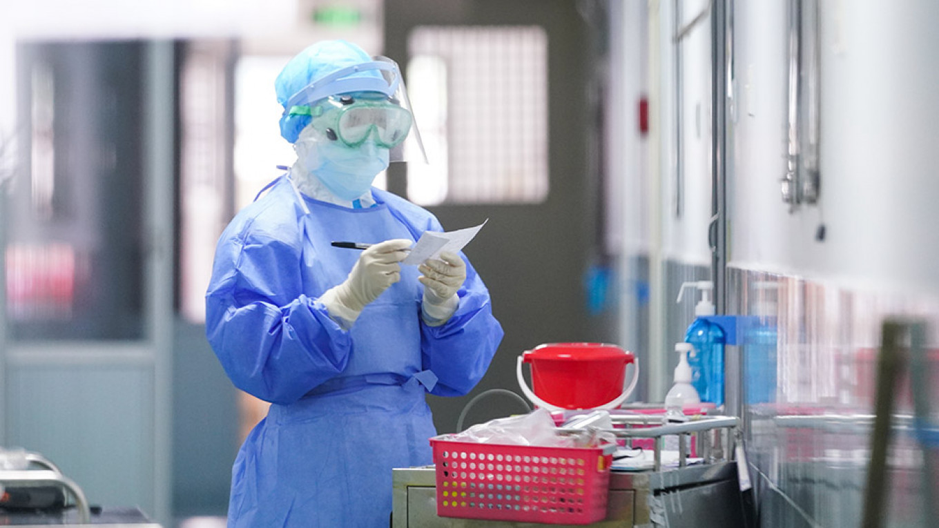 Russia Quarantines Chinese Diplomat as Coronavirus Precaution