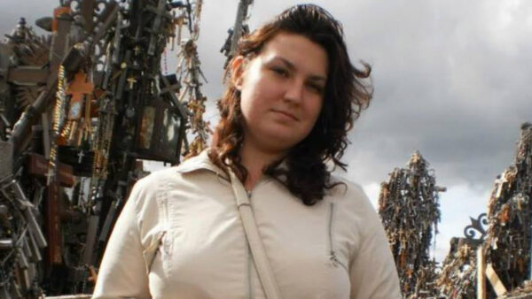 Russian Couple Tried for Treason Over ‘Photobombing’ Secret Agent – Kommersant