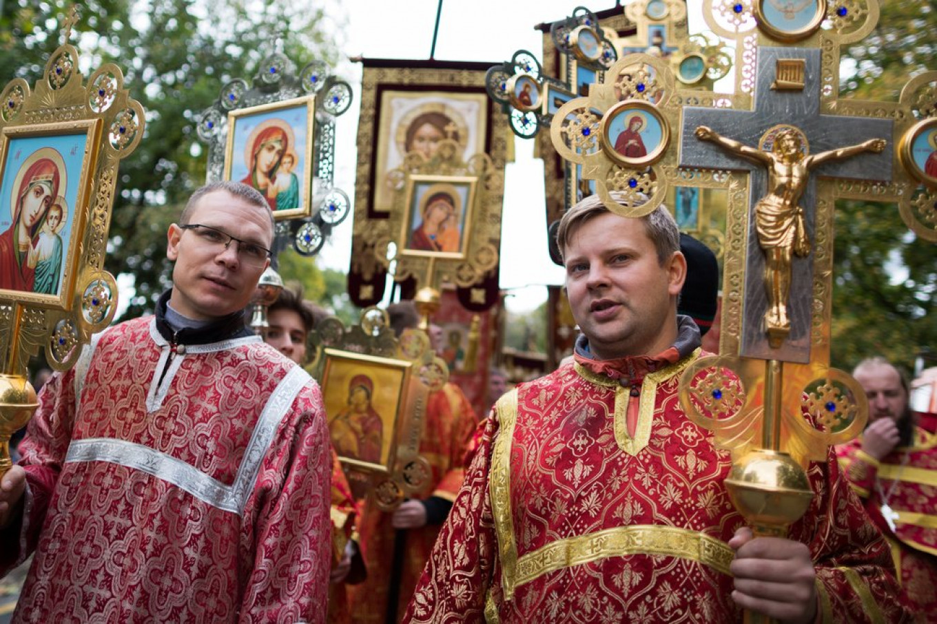 Moscow Monastery Launches Nightly Anti-Coronavirus Processions