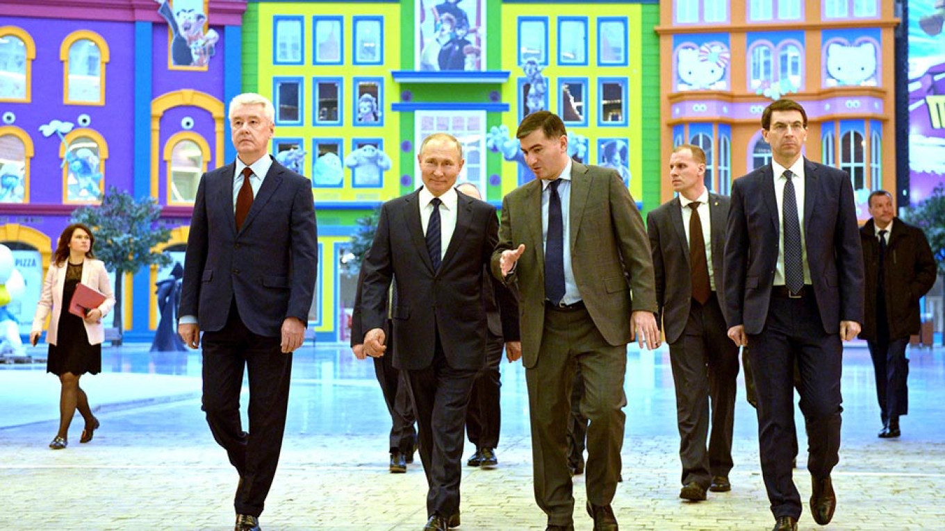 Putin Inspects Russia’s Answer to Disneyland Before Grand Opening