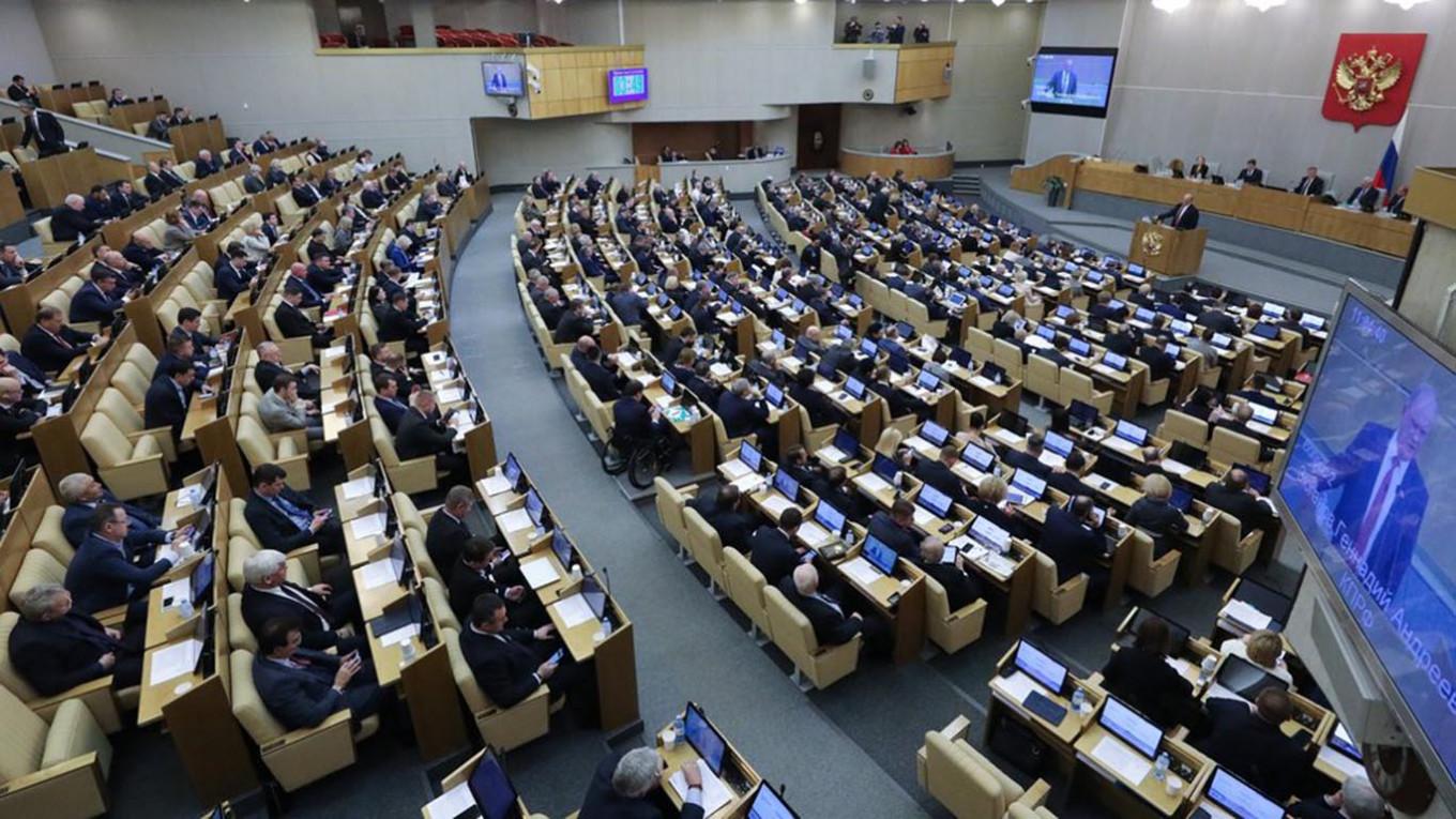Russian Lawmakers Adopt Putin’s Sweeping Constitutional Amendments