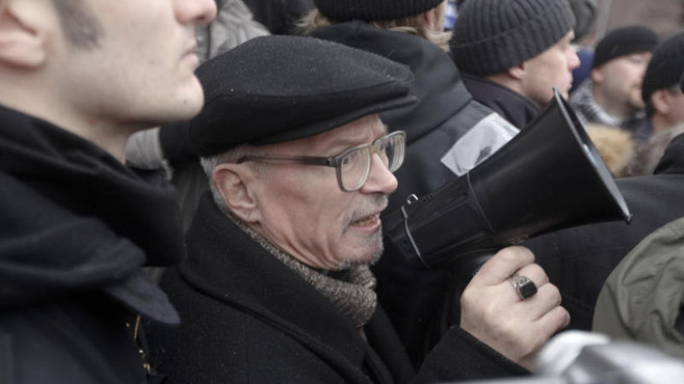 Russian Writer, Political Activist Eduard Limonov Dies