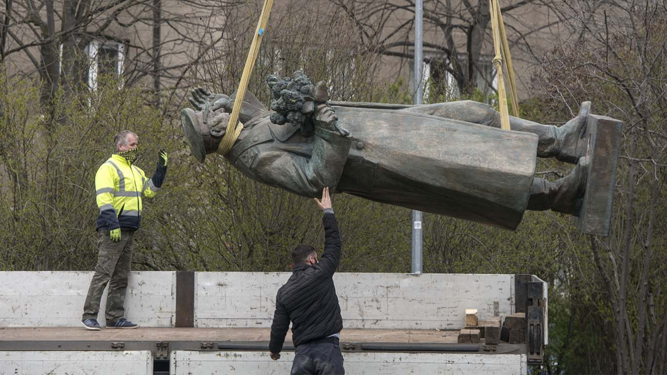 Controversial Soviet-Era Statue Removed in Prague