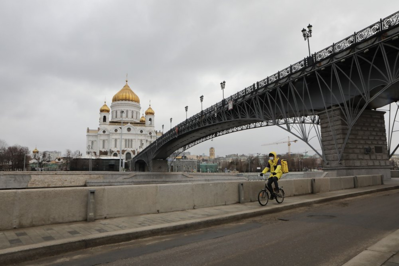 Moscow’s Air Pollution Drops As Coronavirus Lockdown Sets In