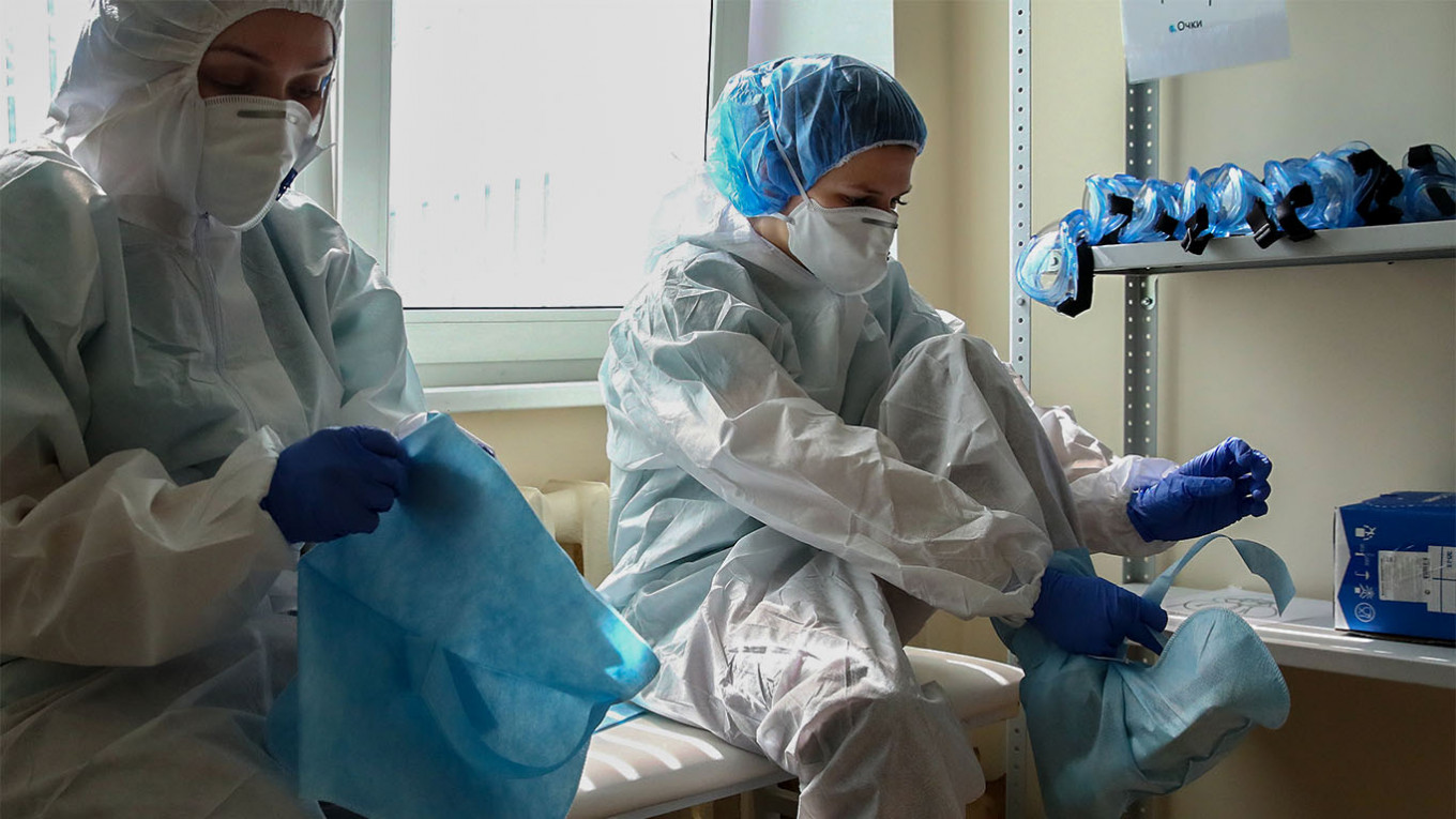 Russia Is Coercing Medical Students Into Coronavirus Fight