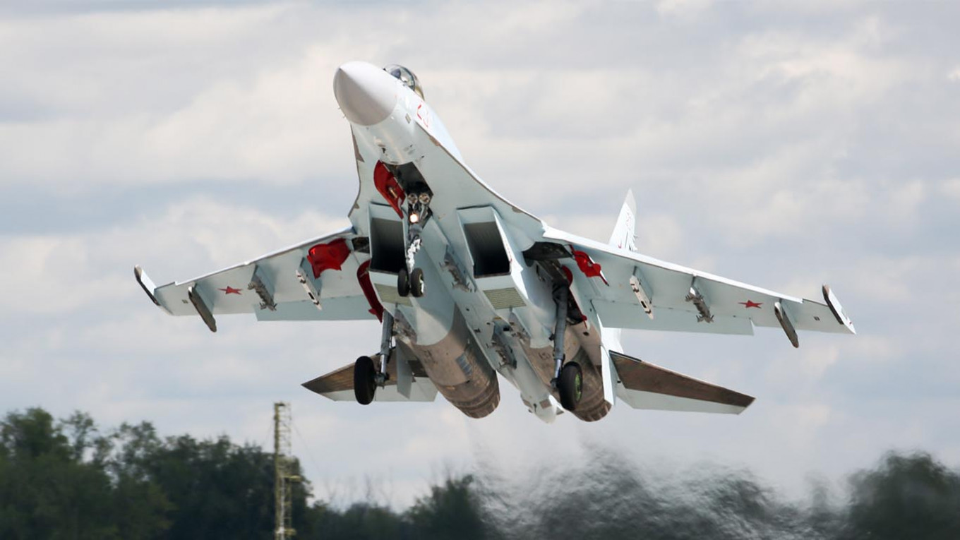Russian Jets Buzz U.S., NATO Aircraft Over Baltic and Mediterranean