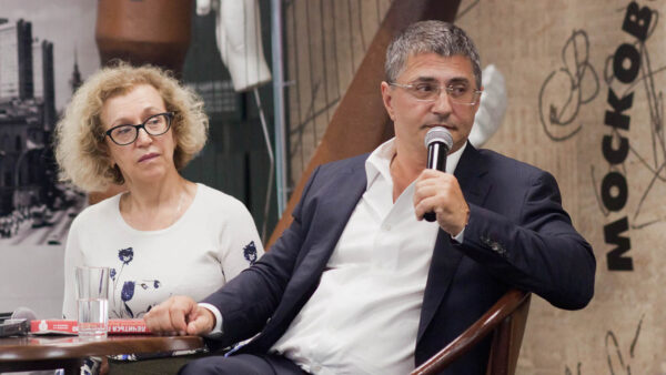 TV Doctor to Head Russia’s Coronavirus Information Center