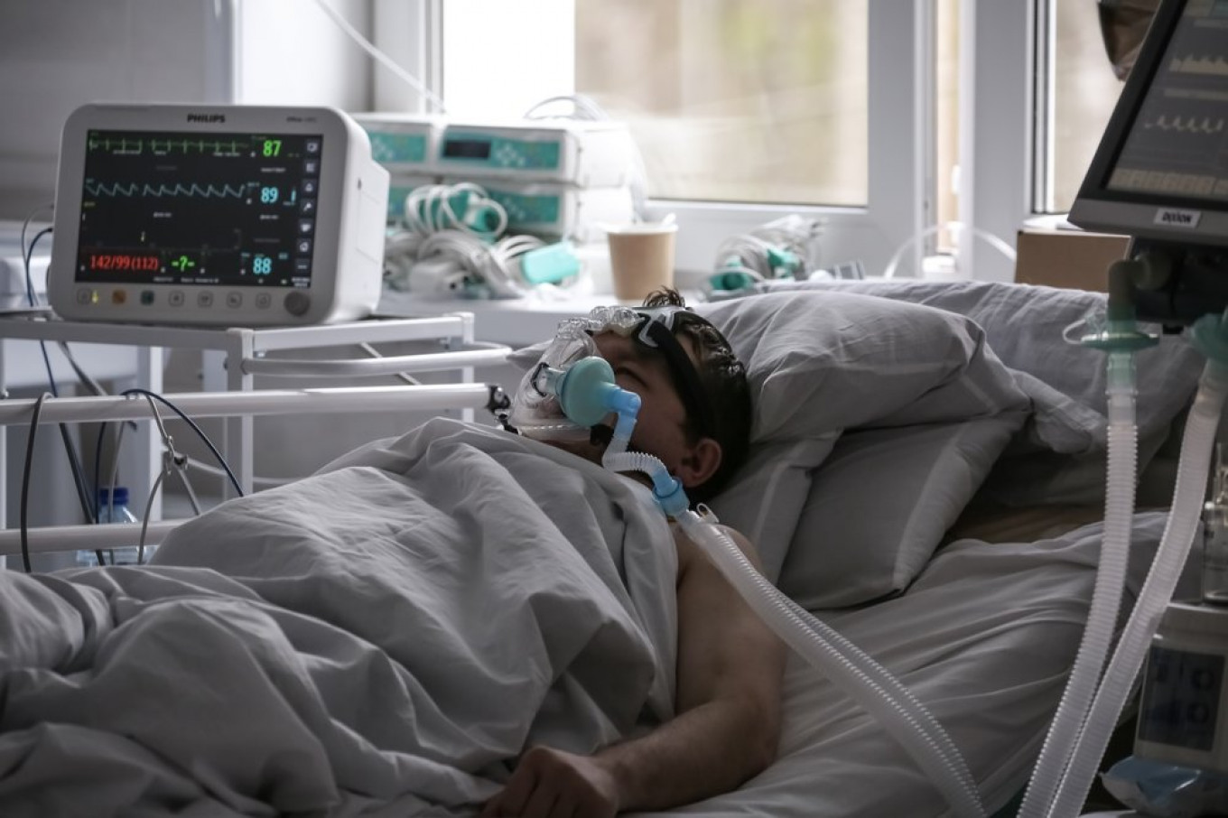 ‘Our Equipment Is Dangerous’: Russian Doctors Expected Ventilators Tragedy