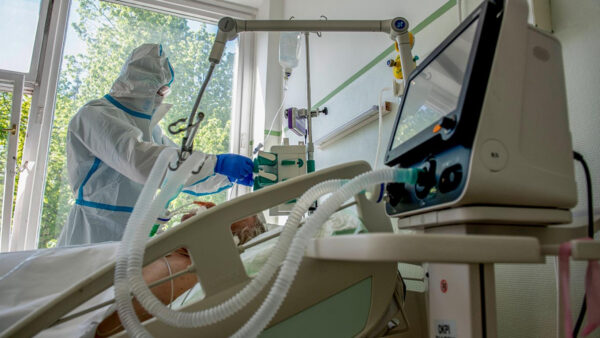 Russians Trafficking Illegal Coronavirus Ventilators Detained in Armed Standoff: Reports