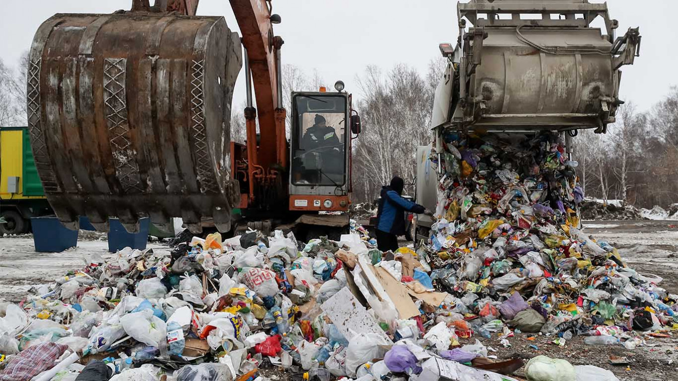 Russia’s Trash-Burning Plants Could Fuel Unrest, Greenpeace Warns