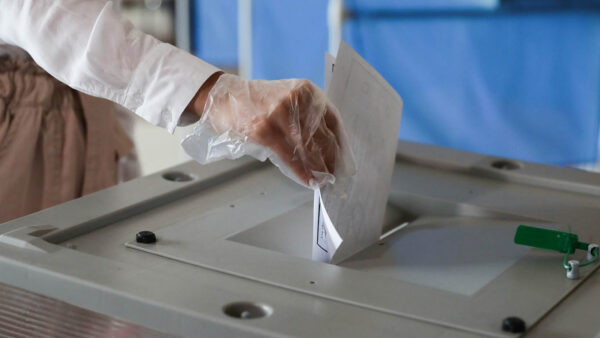 Massive Vote-Buying Campaign Claimed Ahead of Vote on Putin’s Term Limits – Report