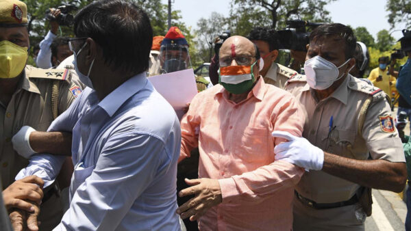 Russia Welcomes China-India Contacts Aimed at De-Escalation