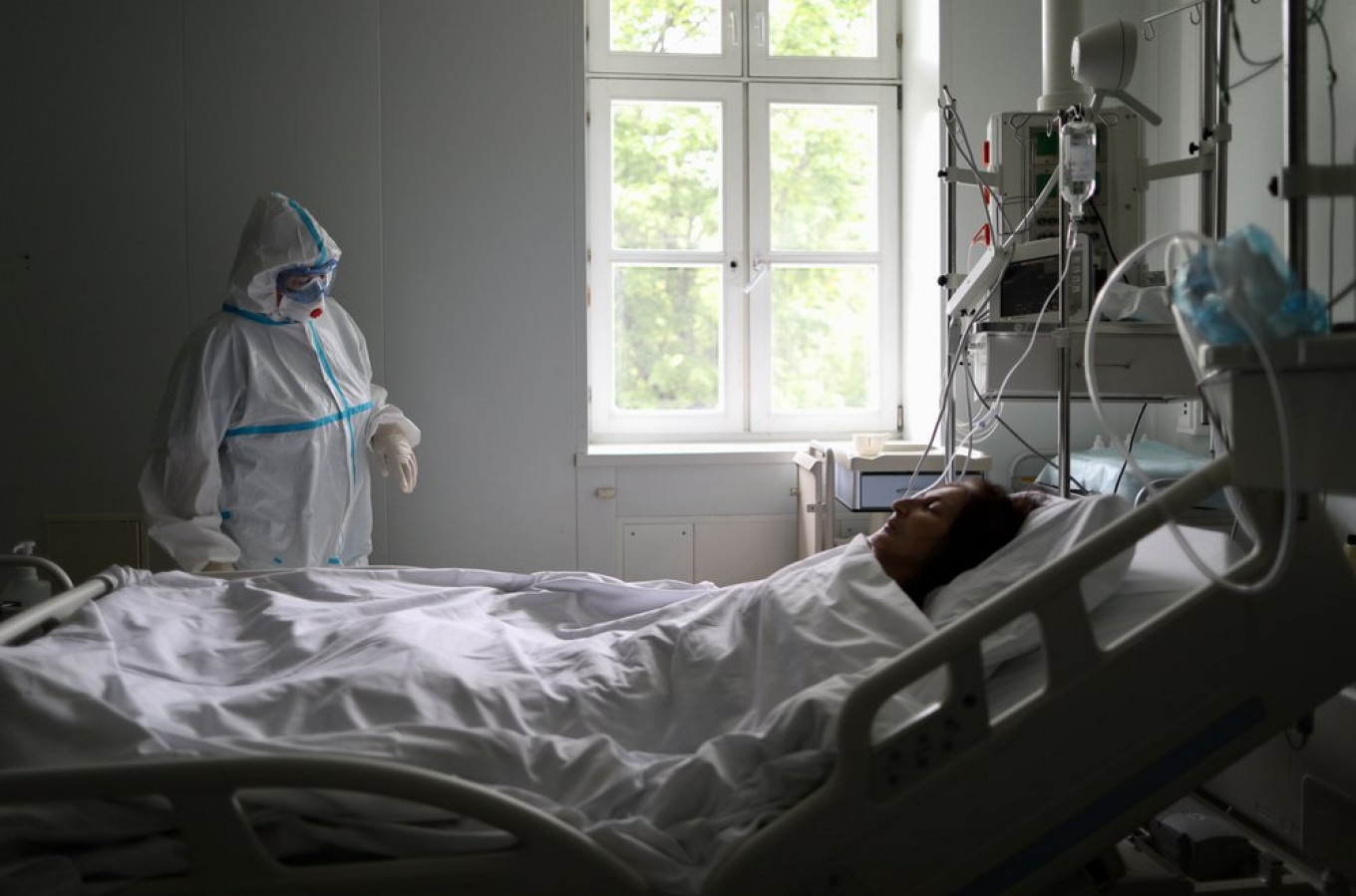 Russian Official Says 489 Medics Died From Coronavirus