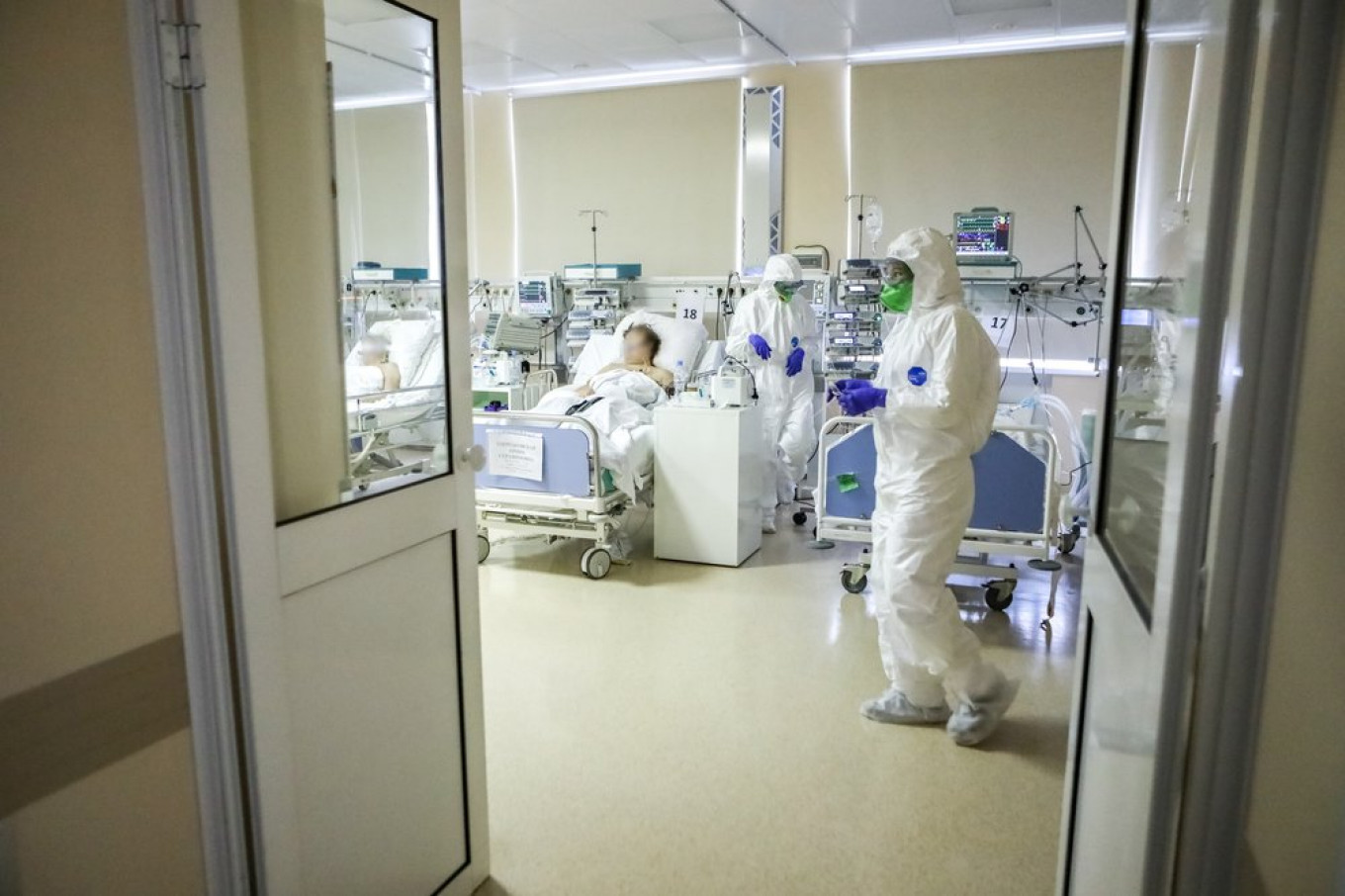 Russia’s Coronavirus Death Spike Explained by Methodology, Statistics Chief Says