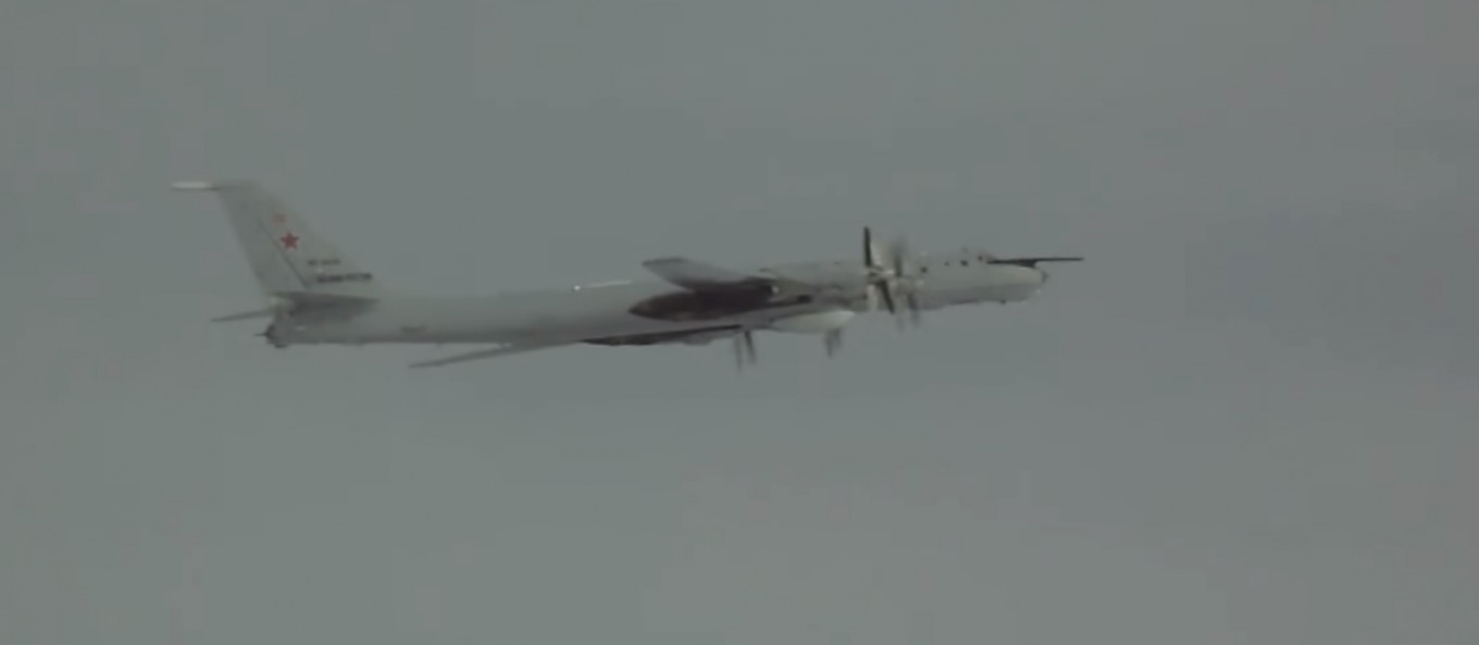 U.S. Intercepts Russian Warplanes off Alaska