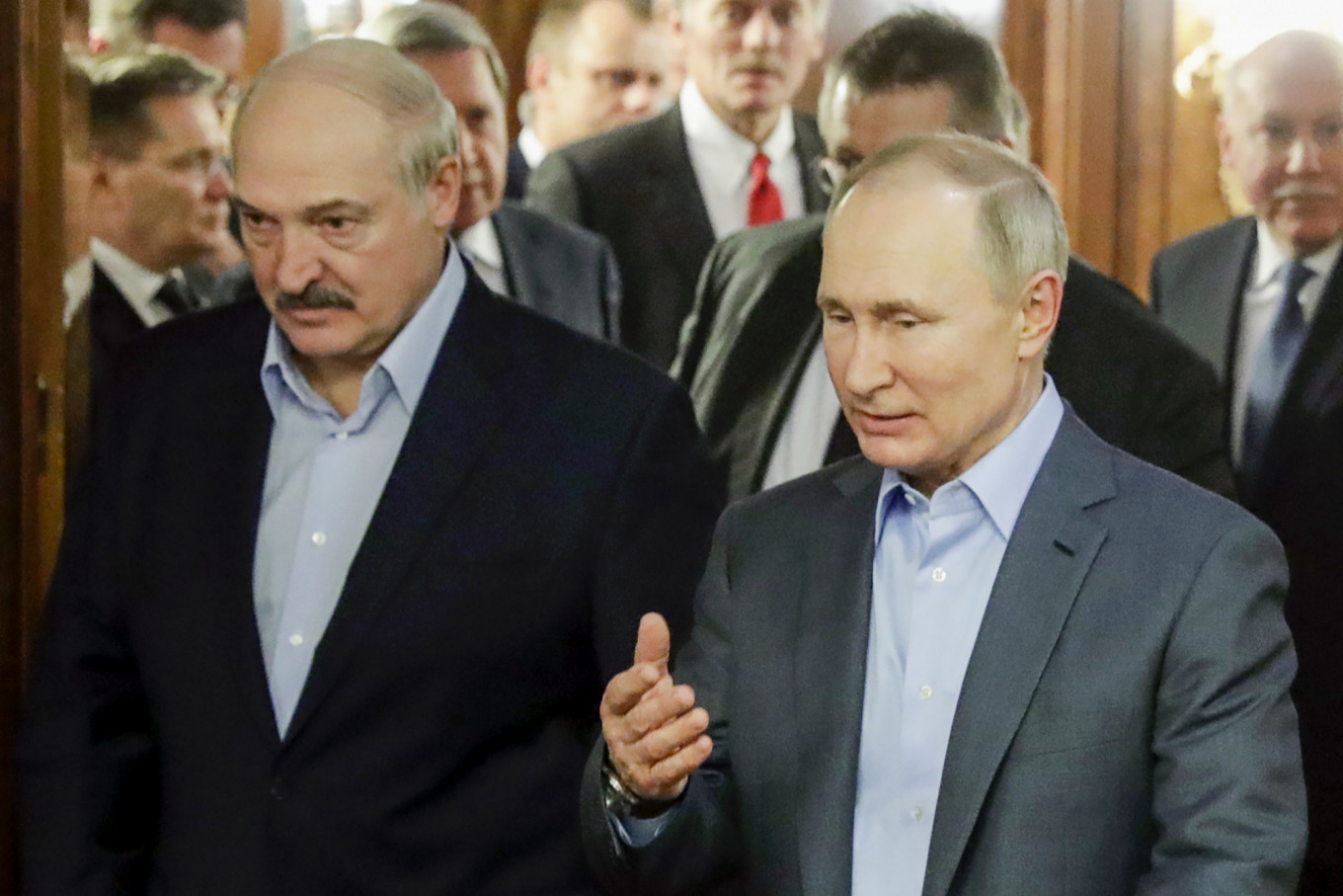 Kremlin Demands Release of Russians Held in Belarus