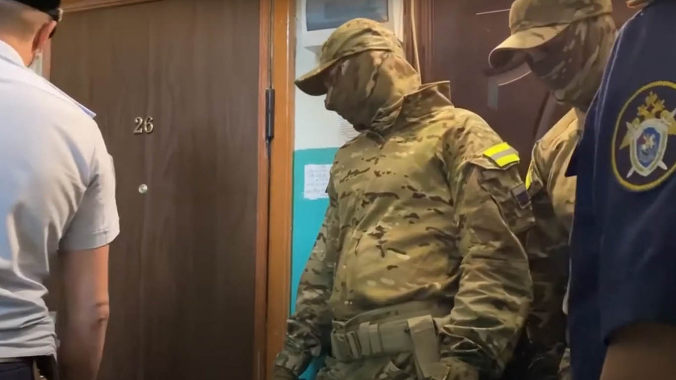 Russia Detains Jehovah’s Witness ‘Elders’