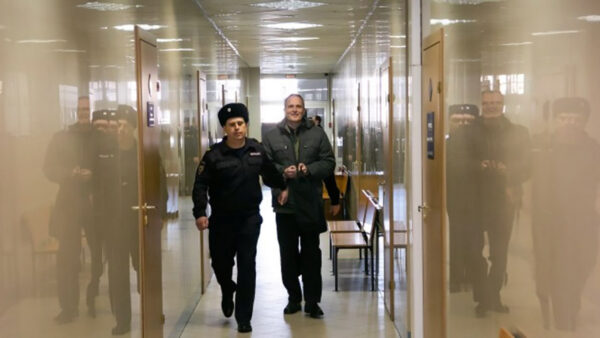 Russia Halts Early Release of Jehovah’s Witness Dennis Christensen
