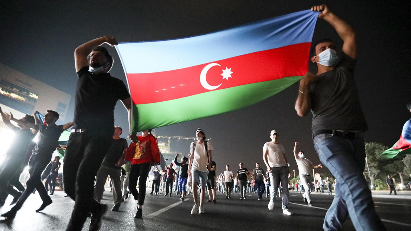 Russia Ready to Mediate Talks Between Armenia, Azerbaijan