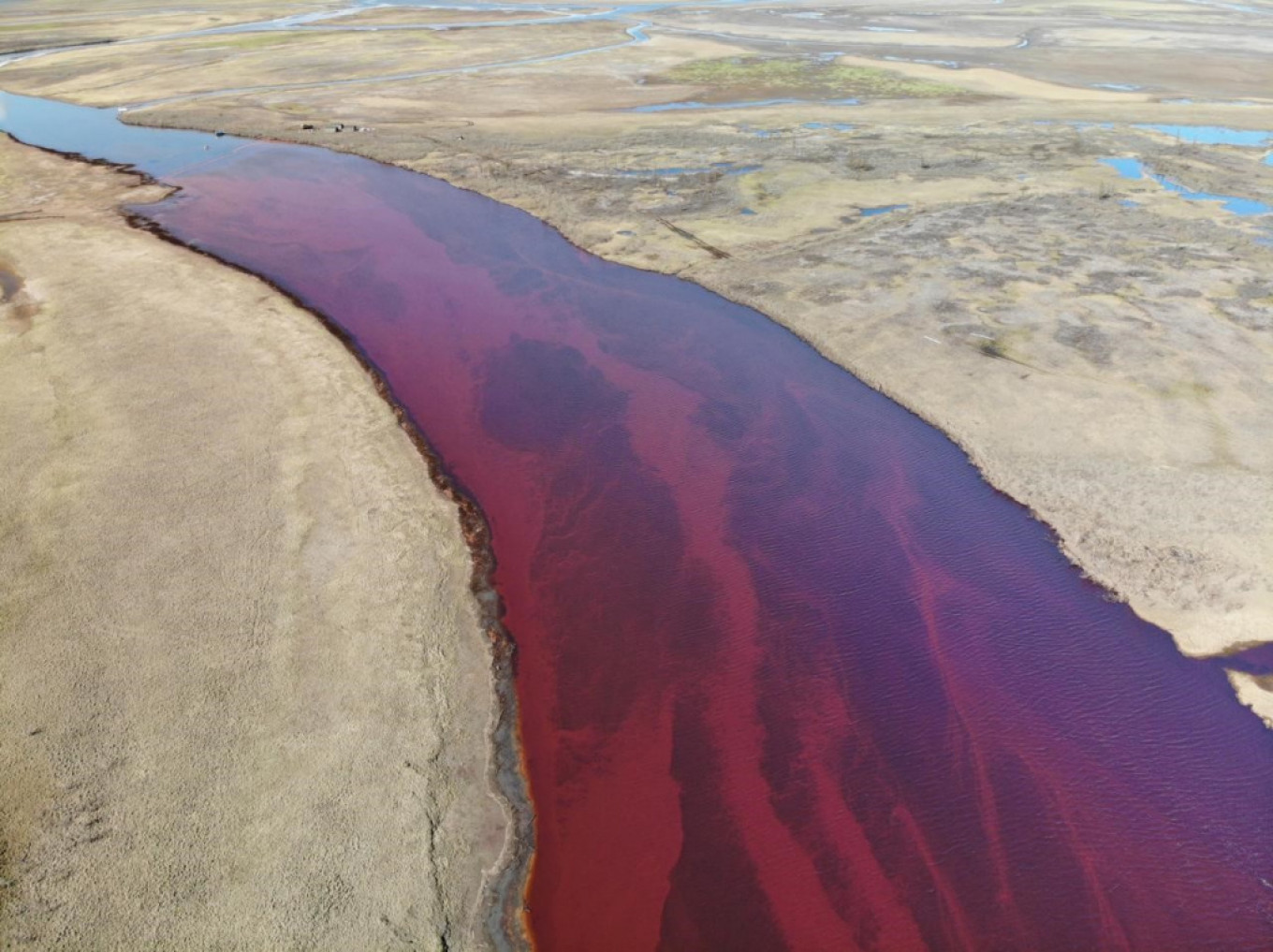 Russian Mining Giant Disputes $2Bln Arctic Oil Spill Fine