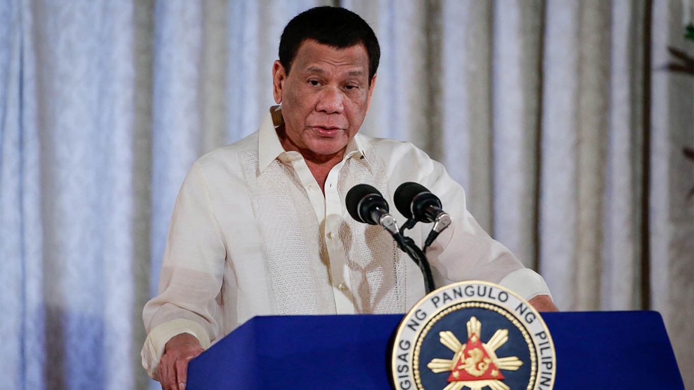 Duterte to Skip Philippine Trial of Russia Virus Vaccine