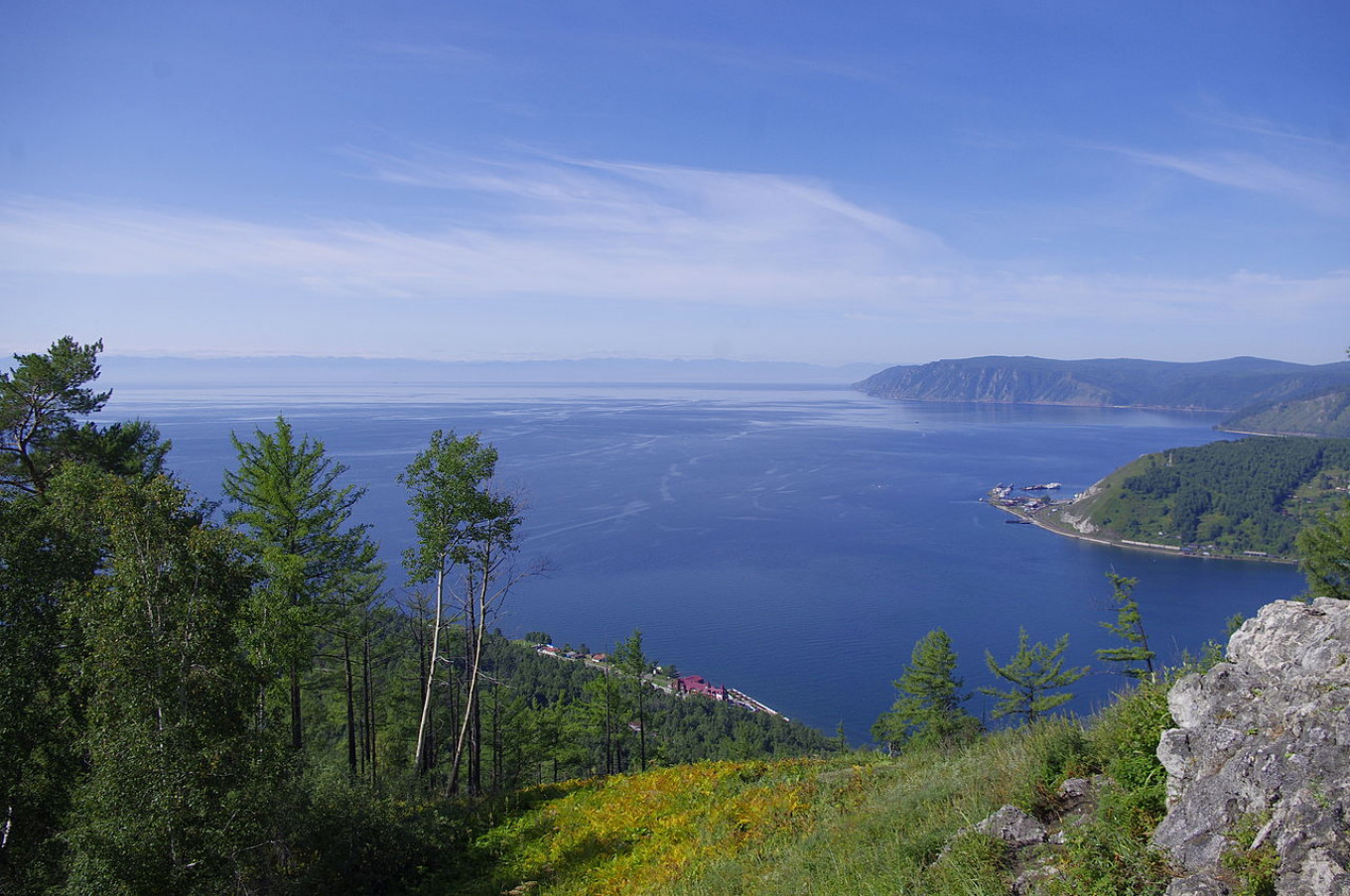Russian Swimmers Complete Eco-Relay Across Lake Baikal