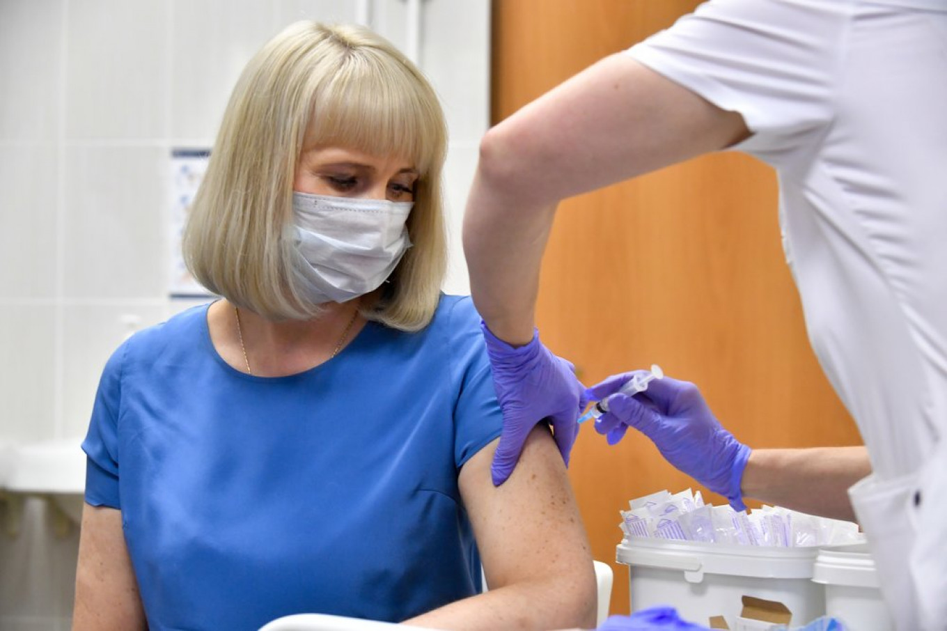 Nearly Half of Russians to ‘Never’ Vaccinate Against Coronavirus – Poll
