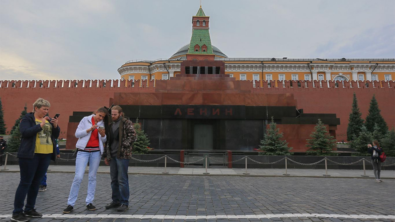 ‘Not in This Lifetime’: Lenin Mausoleum Renovation Contest Called Off