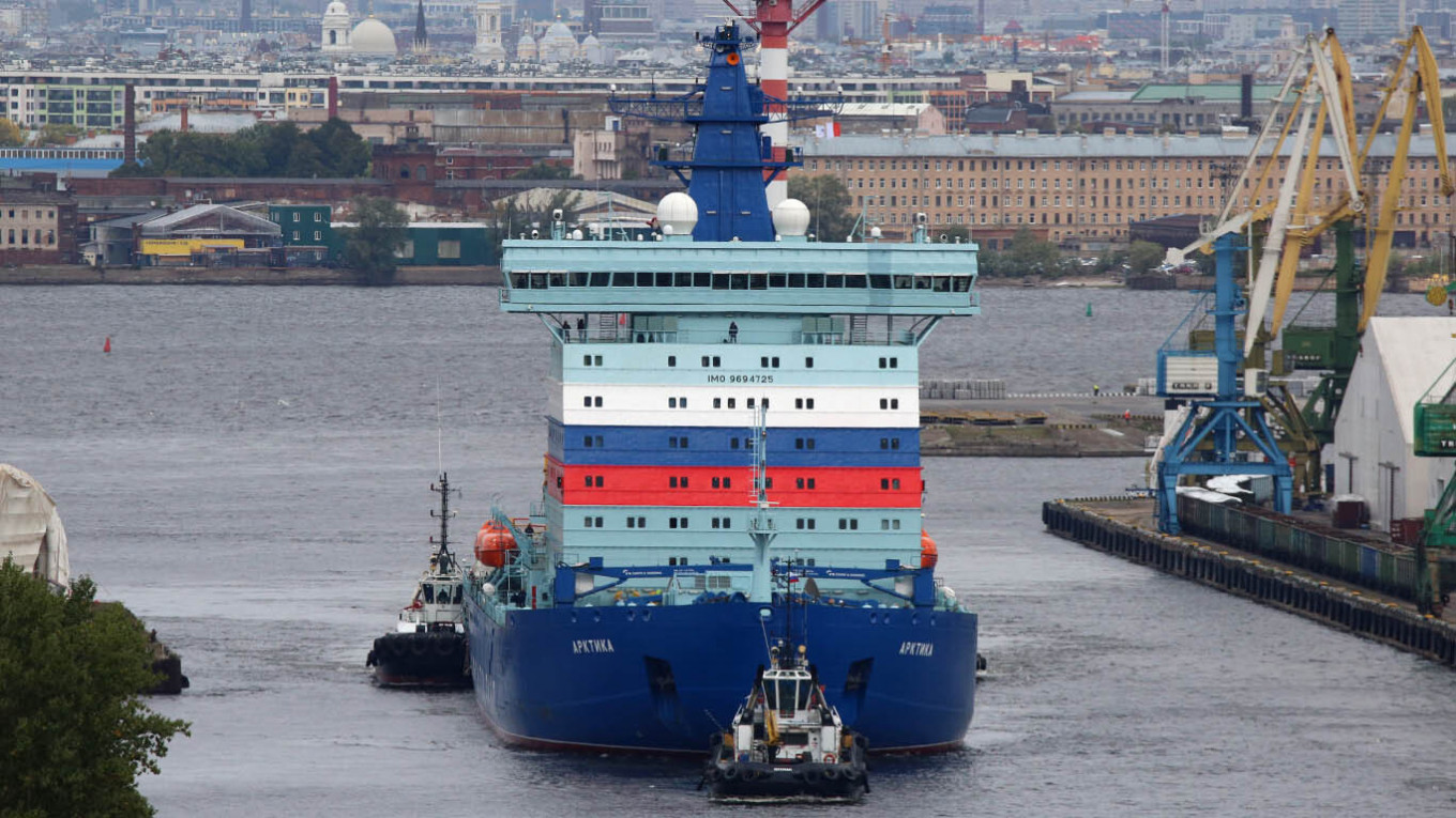 Russia’s Giant Nuclear-Powered Icebreaker Makes Maiden Voyage