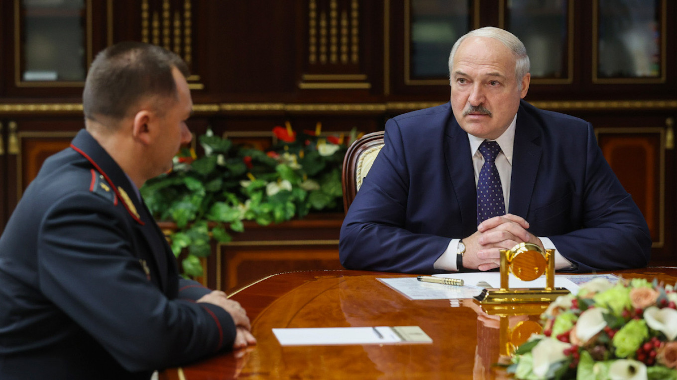 Lukashenko Warns Belarus Protesters He Will ‘Take No Prisoners’