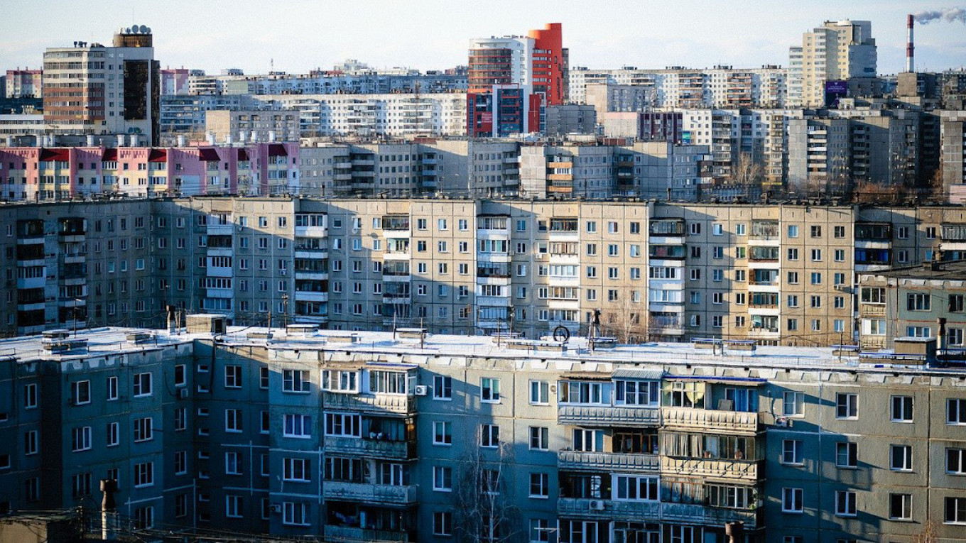 Russian Regions Face Looming Debt Crisis